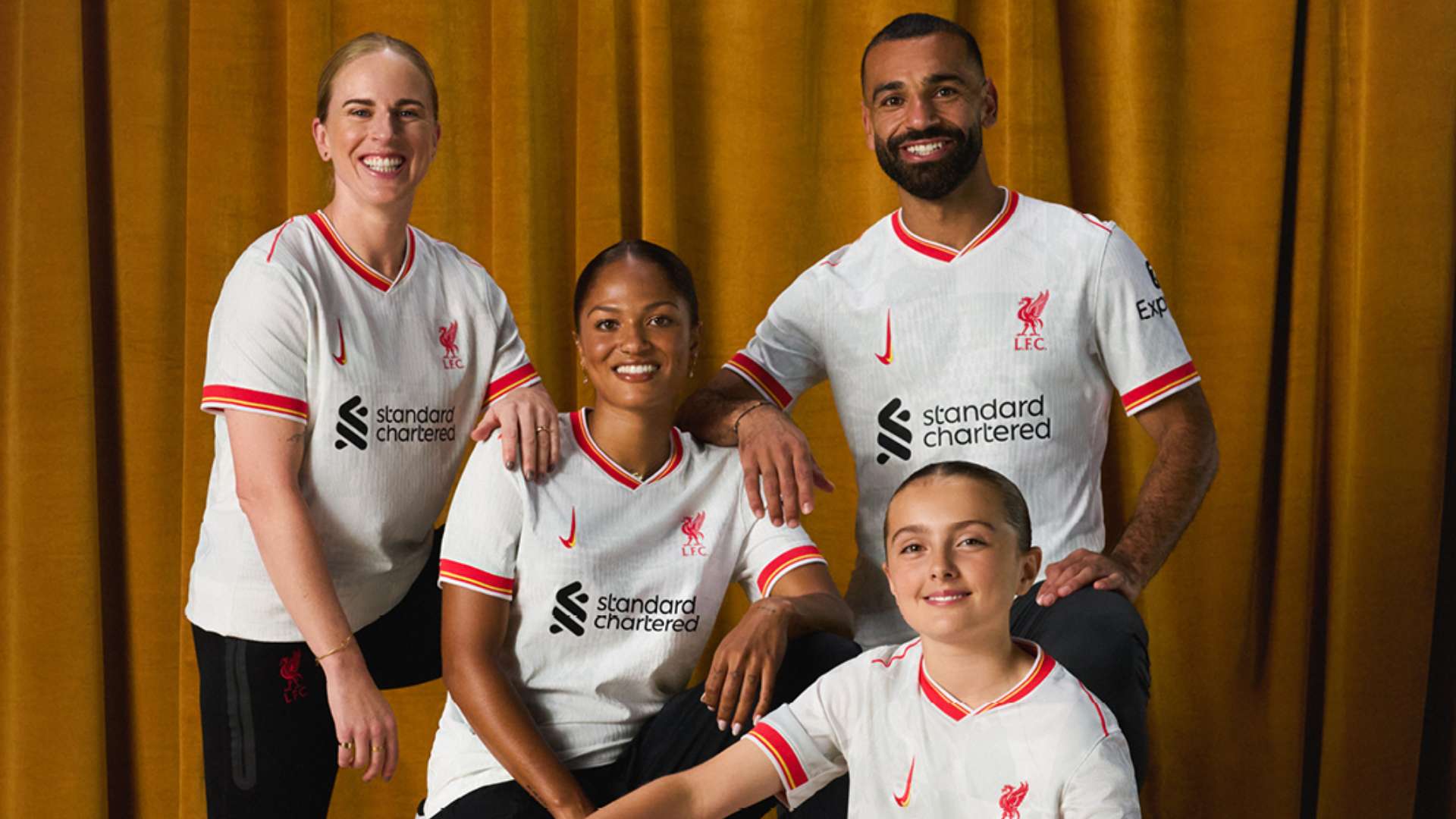 透露出他对 透露出他对