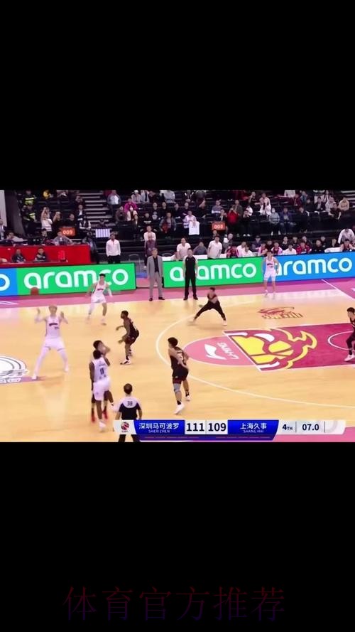 王哲林全场投篮5中3，罚球2中1得到8分9篮板2助攻1抢断